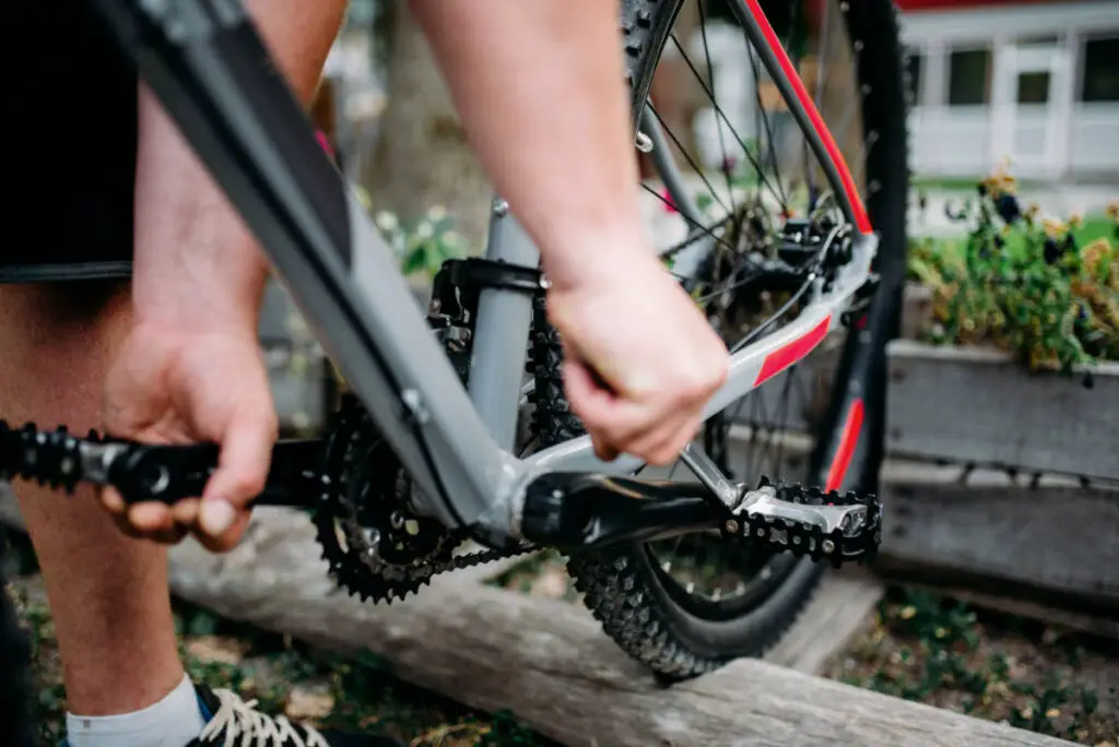 Can You Use Mountain Bike Pedals On A Road Bike?