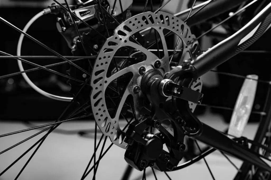 Shimano XT m8020 vs. XT m8120: Which One Is Right for You?