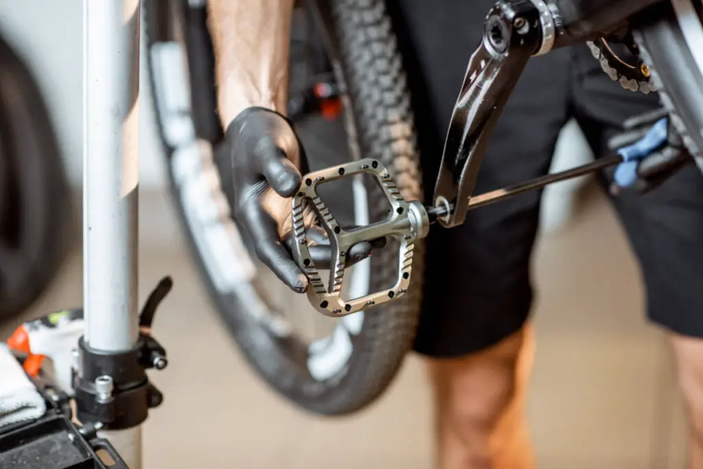 Which Mountain Bike Pedals Should You Get?